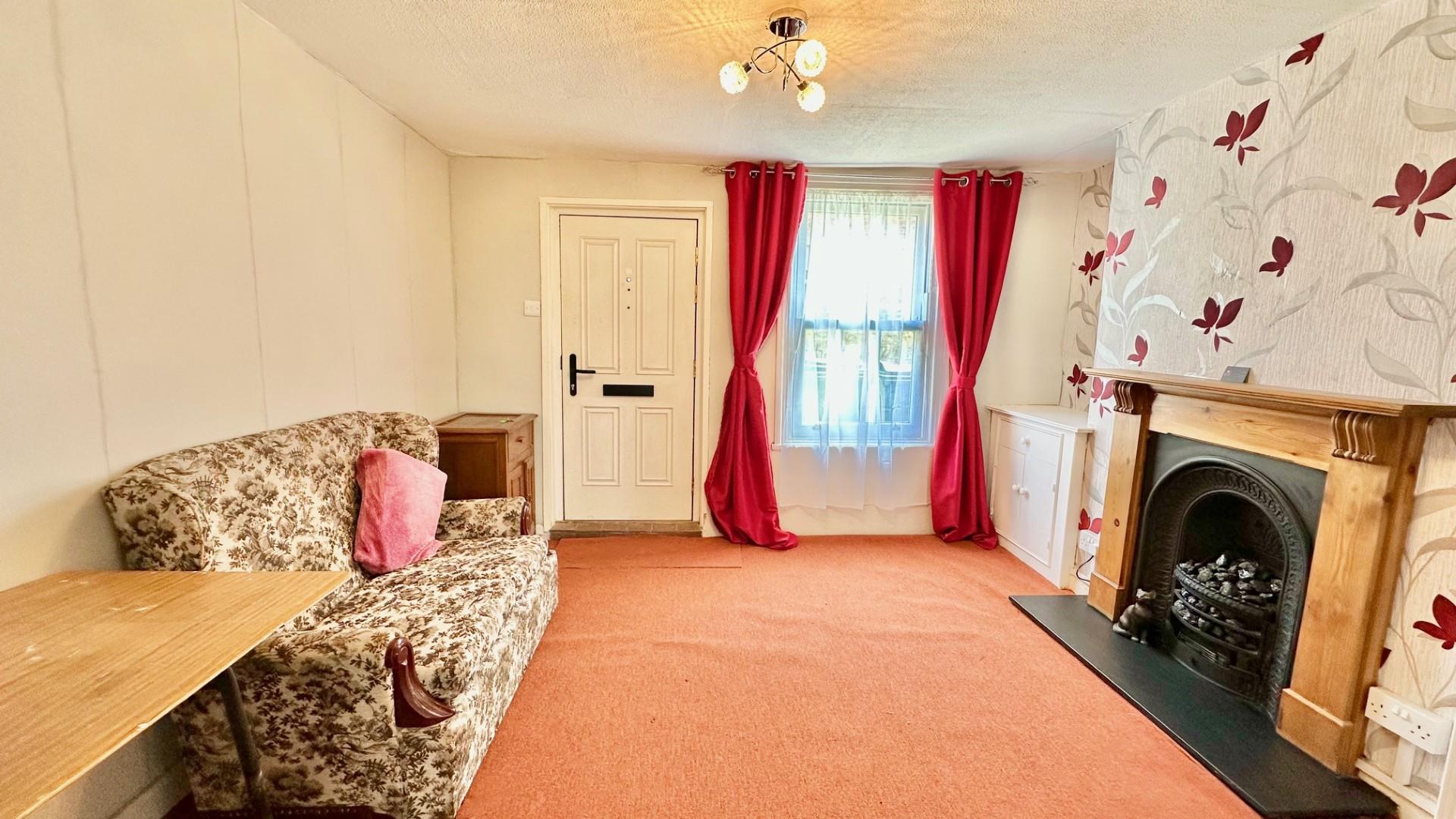 2 bed property in Middle Road, Hastings